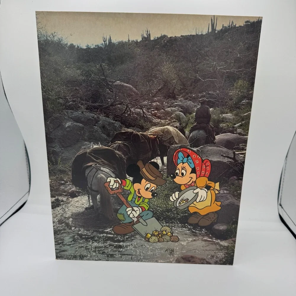 Vintage Disney Mickey Mouse Wild West Portfolio Folder Westward Ho 77040 1970s